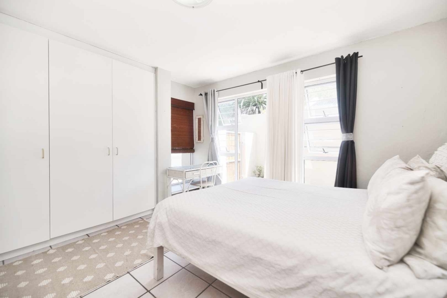 7 Bedroom Property for Sale in Hermanus Heights Western Cape